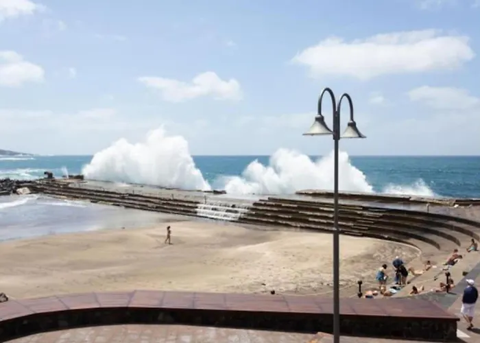 Live Bajamar Marianne la Luna * Bajamar (La Laguna)